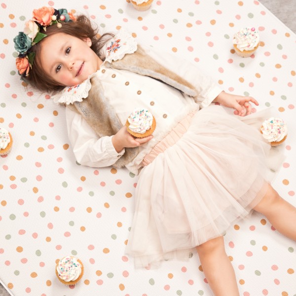 Tapis de Jeu Vinyle All About Dots Comfy Little Gem (100x140 cm)